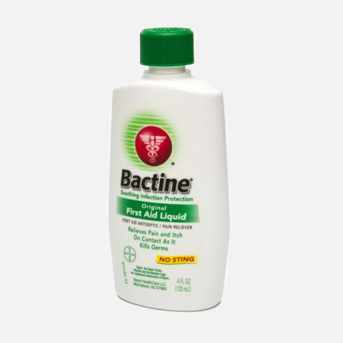 Спрей с анестетиком Bactine 120мл